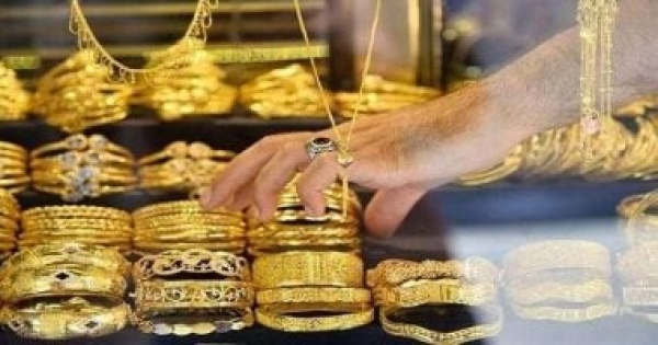 سعر الذهب ينخفض في مصر تشتري الآن أم تنتظر مفاجآت الأسعار