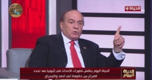 سمير فرج تفويض وزير الدفاع فى بعض اختصاصات التعبئة لا يعني الاستعداد للحرب سمير فرج تفويض وزير الدفاع فى بعض اختصاصات التعبئة لا يعني الاستعداد للحرب