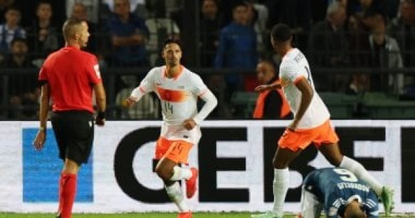 هولندا تخطف تعادلا قاتلا أمام اليونان 2 2 في دوري الأمم الأوروبية هولندا تخطف تعادلا قاتلا أمام اليونان 2 2 في دوري الأمم الأوروبية