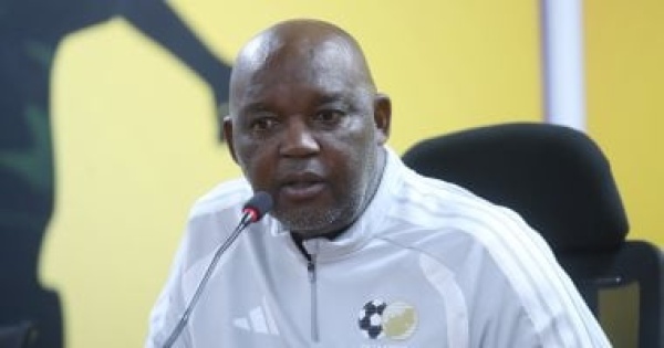 اتحاد جنوب أفريقيا يحذر من قوة الفراعنة وموسيماني يوجه نداء للجماهير