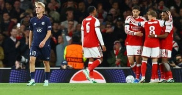 أرسنال يستضيف إيفرتون لمواصلة مطاردة مانشستر سيتي في الدوري الإنجليزي أرسنال يستضيف إيفرتون لمواصلة مطاردة مانشستر سيتي في الدوري الإنجليزي