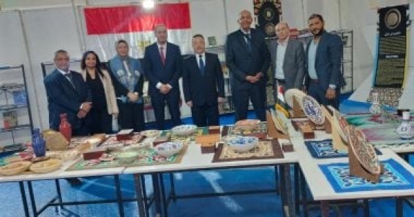 رئيس وزراء السنغال يفتتح الجناح المصري ضيف شرف معرض داكار الدولى للكتاب