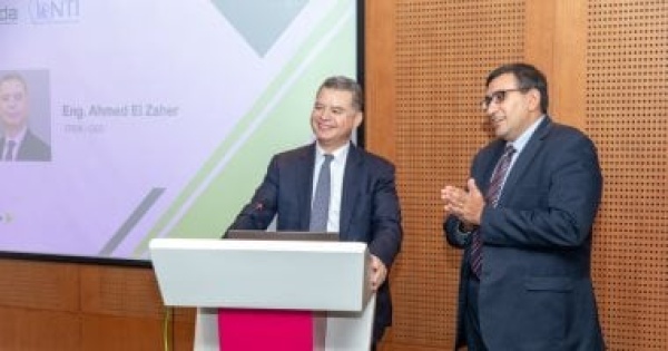 الاتصالات تؤهل أكثر من 10 آلاف طالب فى التدريب الصيفى 2026 الاتصالات تؤهل أكثر من 10 آلاف طالب فى التدريب الصيفى 2026