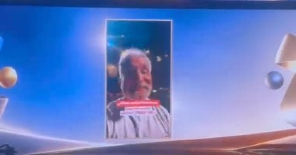 باسم يوسف السوشيال ميديا ساهمت فى شهرتى لكنها تسببت فى مشكلات كثيرة باسم يوسف السوشيال ميديا ساهمت فى شهرتى لكنها تسببت فى مشكلات كثيرة