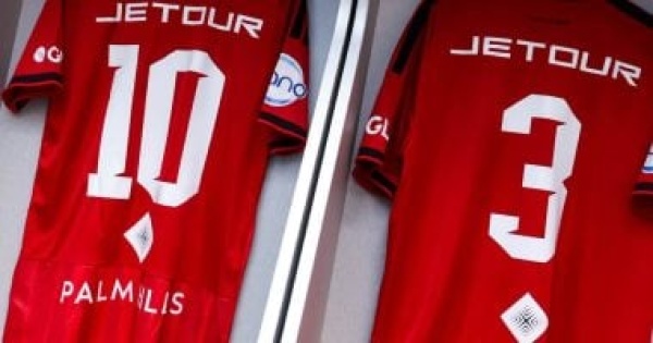 جولة فى غرفة ملابس الأهلى قبل مباراة الزمالك الللية بالدورى صور جولة فى غرفة ملابس الأهلى قبل مباراة الزمالك الللية بالدورى صور