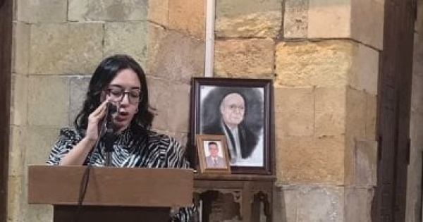 نورهان أبو عوف فى بيت الشعر العربى قصيدة ورثت عن أمى نورهان أبو عوف فى بيت الشعر العربى قصيدة ورثت عن أمى