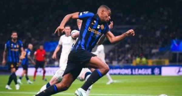 إنتر ميلان يواجه فيورنتينا لتعزيز صدارة الدوري الإيطالي إنتر ميلان يواجه فيورنتينا لتعزيز صدارة الدوري الإيطالي