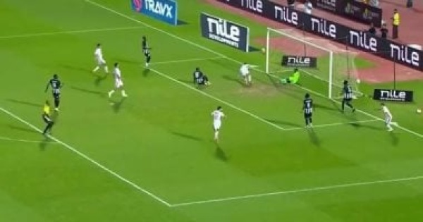 الزمالك يحافظ على تقدمه على الجيش الرواندي فى أول 15 دقيقة الزمالك يحافظ على تقدمه على الجيش الرواندي فى أول 15 دقيقة
