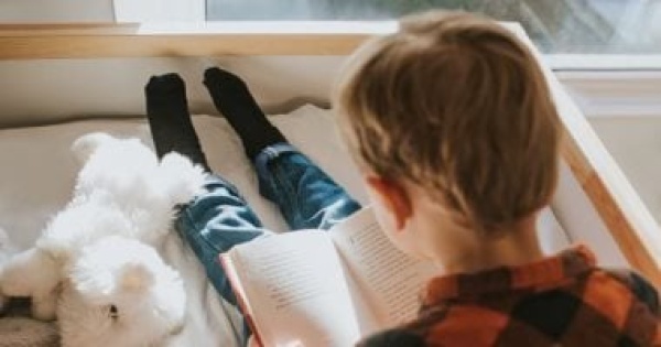 كيف تختار كتاب ا لطفل لا يحب القراءة كيف تختار كتاب ا لطفل لا يحب القراءة