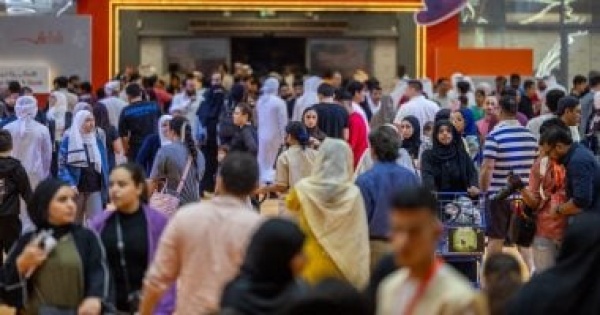 حائزو بوكر وهوجو وماو دون يلتقون قراءهم فى الشارقة الدولى للكتاب حائزو بوكر وهوجو وماو دون يلتقون قراءهم فى الشارقة الدولى للكتاب