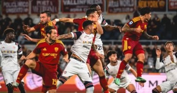 روما يهزم كاليارى 4 2 ويعزز موقعه فى المركز الثالث بالدورى الإيطالى فيديو روما يهزم كاليارى 4 2 ويعزز موقعه فى المركز الثالث بالدورى الإيطالى فيديو