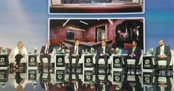 رئيس إي فاينانس 100 ألف نقطة بيع تدعم انتشار المدفوعات الإلكترونية رئيس إي فاينانس 100 ألف نقطة بيع تدعم انتشار المدفوعات الإلكترونية