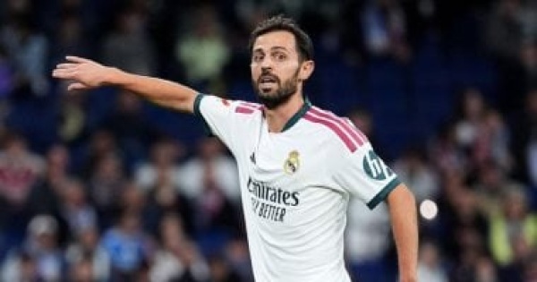 ريال مدريد ضد لايبزيج برناردو سيلفا يمنح الملكي التقدم في الشوط الأول ريال مدريد ضد لايبزيج برناردو سيلفا يمنح الملكي التقدم في الشوط الأول