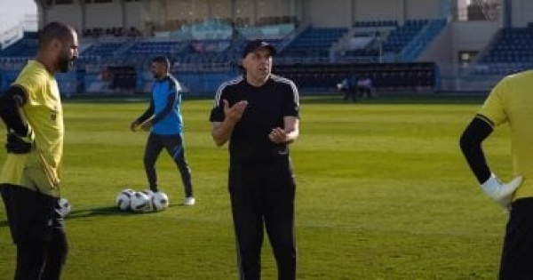 وائل شكر يتولى تدريب حراس مرمى غزل المحلة بشكل مؤقت وائل شكر يتولى تدريب حراس مرمى غزل المحلة بشكل مؤقت