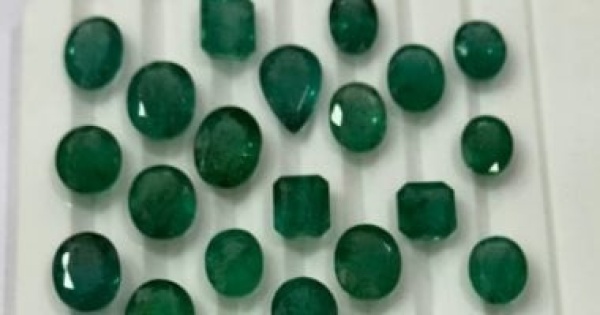 الزمرد الطبيعى أم الصناعى 7 اختلافات تحدد الجودة والسعر والقيمة