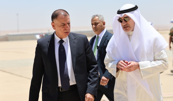 وزير الداخلية يبحث مع نظيره الأردني العلاقات الثنائية والتطورات الأمنية الإقليمية وزير الداخلية يبحث مع نظيره الأردني العلاقات الثنائية والتطورات الأمنية الإقليمية