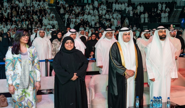 وزير العدل يحث خريجي الحقوق على التمسك بالنزاهة والأمانة في كل موقع يعملون فيه وزير العدل يحث خريجي الحقوق على التمسك بالنزاهة والأمانة في كل موقع يعملون فيه