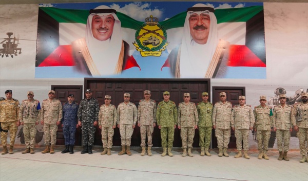 رئيس الأركان العامة يشهد ختام تمرين راية وطن 2 بمشاركة وزارة الداخلية والحرس الوطني رئيس الأركان العامة يشهد ختام تمرين راية وطن 2 بمشاركة وزارة الداخلية والحرس الوطني