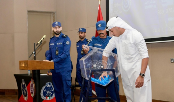 الإطفاء اختيار 130 مرشحا لدورتي ضباط البكالوريوس والدبلوم بالقرعة العلنية الإطفاء اختيار 130 مرشحا لدورتي ضباط البكالوريوس والدبلوم بالقرعة العلنية