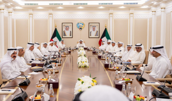 مجلس الوزراء يوافق على مشروع مرسوم بقانون لتنظيم استخدام الطائرة بدون طيار و الرياضية الخفيفة والرياضات الجوية مجلس الوزراء يوافق على مشروع مرسوم بقانون لتنظيم استخدام الطائرة بدون طيار و الرياضية الخفيفة والرياضات الجوية