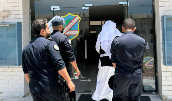 إدارة التنفيذ بوزارة العدل تحدد موعدا لبيع منقولات نادي السالمية الرياضي إدارة التنفيذ بوزارة العدل تحدد موعدا لبيع منقولات نادي السالمية الرياضي