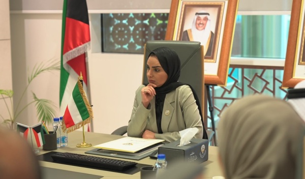 الحويلة تبحث شكاوى اختبارات الوظائف الإشرافية بالجمعيات التعاونية مع جامعة الخليج الحويلة تبحث شكاوى اختبارات الوظائف الإشرافية بالجمعيات التعاونية مع جامعة الخليج