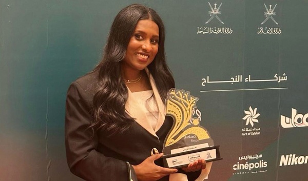 العمل الكويتي بلا أبواب يفوز بجائزة أفضل فيلم وثائقي دولي في مهرجان ظفار السينمائي