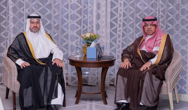 رئيس الطيران المدني يبحث مع نظيره السعودي ووزير الطيران المصري تعزيز التعاون