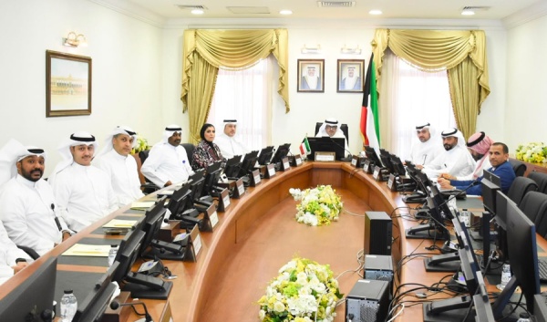 الجهاز المركزي و التربية يبحثان آليات تنظيم وتحديث بيانات البدون الجهاز المركزي و التربية يبحثان آليات تنظيم وتحديث بيانات البدون