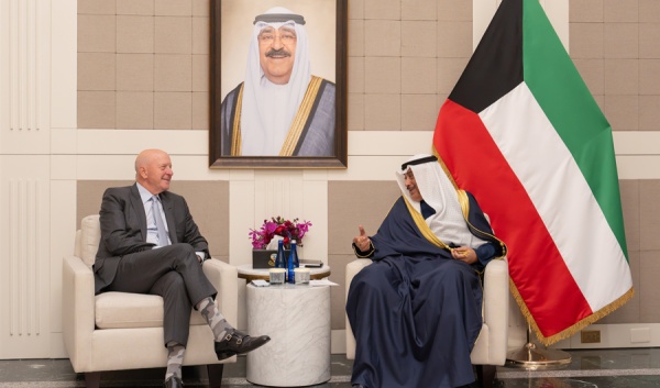 سمو ولي العهد يناقش الاستثمار في الطاقات الوطنية مع رئيس غولدمان ساكس سمو ولي العهد يناقش الاستثمار في الطاقات الوطنية مع رئيس غولدمان ساكس