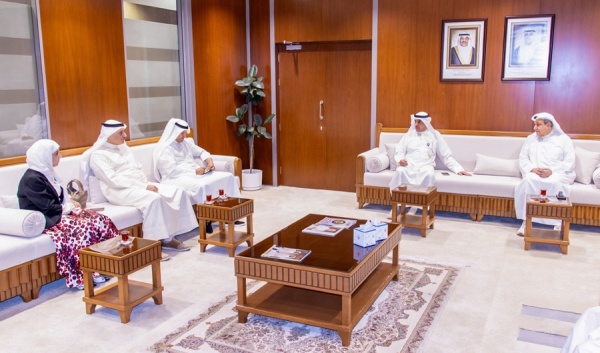 التطبيقي وجمعية البناء البشري تبحثان تعزيز التعاون