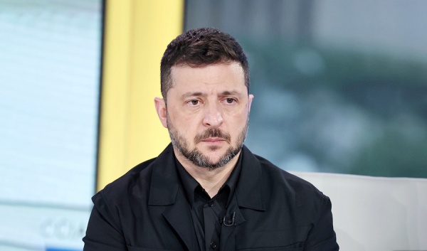 زيلينسكي كوريا الشمالية تستعد لنشر 10 آلاف جندي آخر في روسيا زيلينسكي كوريا الشمالية تستعد لنشر 10 آلاف جندي آخر في روسيا