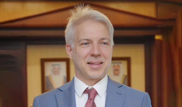 سفير سويسرا زيارة سمو ولي العهد إلى برن محطة مهمة لتعزيز العلاقات الثنائية سفير سويسرا زيارة سمو ولي العهد إلى برن محطة مهمة لتعزيز العلاقات الثنائية