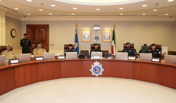الكويت والسعودية تبحثان تعزيز التعاون العسكري والأمني الكويت والسعودية تبحثان تعزيز التعاون العسكري والأمني
