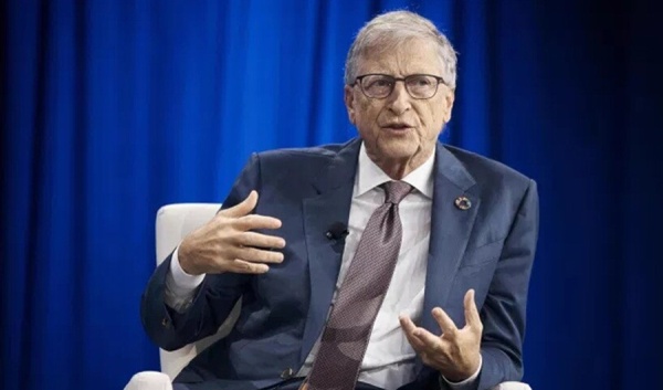 بيل غيتس الذكاء الاصطناعي بات قادرا على تمكين هجمات بيولوجية وسيبرانية مدمرة بيل غيتس الذكاء الاصطناعي بات قادرا على تمكين هجمات بيولوجية وسيبرانية مدمرة