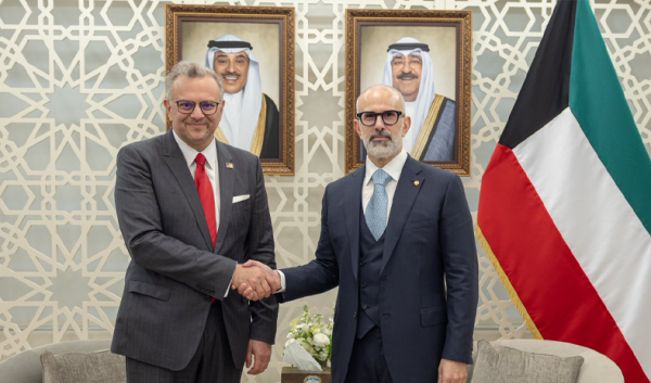 وزير الخارجية يستعرض مع كبير مستشاري الرئيس الأمريكي للشؤون العربية والأفريقية العلاقات الاستراتيجية بين البلدين وزير الخارجية يستعرض مع كبير مستشاري الرئيس الأمريكي للشؤون العربية والأفريقية العلاقات الاستراتيجية بين البلدين