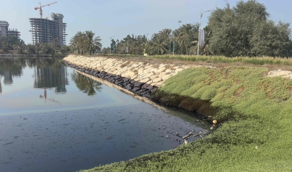 الإمارات السيطرة على تسرب الناقلة النفطية جيم 2 الإمارات السيطرة على تسرب الناقلة النفطية جيم 2
