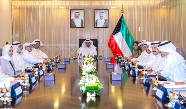 رئيس الوزراء يترأس اجتماع لجنة متابعة المشاريع التنموية الكبرى في البلاد