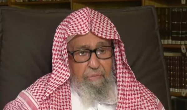 مفتي السعودية استهداف الحوثي للمنشآت المدنية وقاصدي الحرمين من أعظم الجرائم مفتي السعودية استهداف الحوثي للمنشآت المدنية وقاصدي الحرمين من أعظم الجرائم