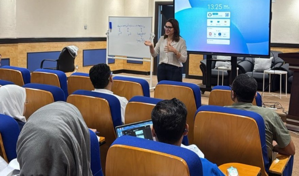 الصحة تطلق برنامج تدريب للوبائيات الميدانية للمرة الأولى في الكويت لتعزيز القدرات الوطنية الصحة تطلق برنامج تدريب للوبائيات الميدانية للمرة الأولى في الكويت لتعزيز القدرات الوطنية