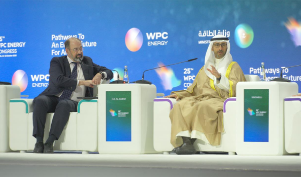 مؤسسة البترول الكويتية تؤكد الوفاء بالتزاماتها رغم الظروف الاستثنائية والتحديات الراهنة مؤسسة البترول الكويتية تؤكد الوفاء بالتزاماتها رغم الظروف الاستثنائية والتحديات الراهنة