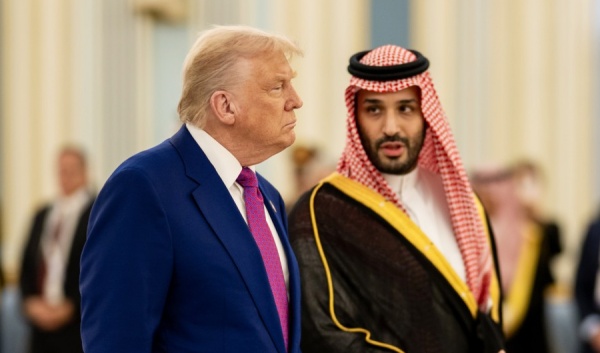 ترامب عن الهجوم على مطار الرياض ما حدث في السعودية غير مقبول