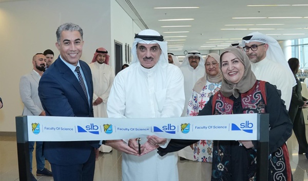 جامعة الكويت تفتتح مختبر الخدمات البترولية بهدف تطوير التعليم التطبيقي جامعة الكويت تفتتح مختبر الخدمات البترولية بهدف تطوير التعليم التطبيقي