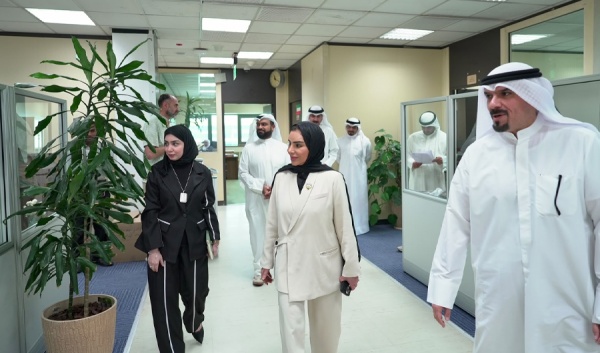 وزيرة الشؤون الالتزام بمواعيد العمل الرسمية وتطبيق اللوائح دون استثناء وزيرة الشؤون الالتزام بمواعيد العمل الرسمية وتطبيق اللوائح دون استثناء