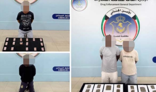 مكافحة المخدرات تضبط 4 متهمين بالاتجار بالمخدرات في 3 قضايا مكافحة المخدرات تضبط 4 متهمين بالاتجار بالمخدرات في 3 قضايا
