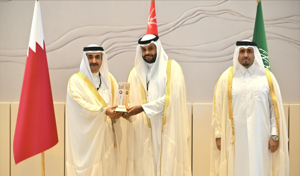 رئيس النيابة طلال العبدالرزاق ينال جائزة حامد العثمان للتميز بدول مجلس التعاون بالمنامة رئيس النيابة طلال العبدالرزاق ينال جائزة حامد العثمان للتميز بدول مجلس التعاون بالمنامة