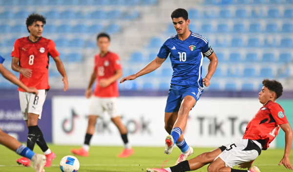 منتخب الكويت يخسر أمام مصر في منافسات كأس الخليج لكرة القدم تحت 17 سنة منتخب الكويت يخسر أمام مصر في منافسات كأس الخليج لكرة القدم تحت 17 سنة