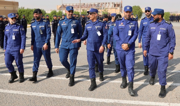 نائب رئيس الإطفاء يتفقد معهد التعليم والتدريب وسير الدورات العسكرية الجديدة