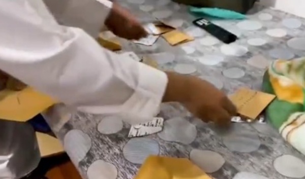 الداخلية ضبط تركي بحوزته 105 أقراص إجهاض بقصد الترويج والبيع الداخلية ضبط تركي بحوزته 105 أقراص إجهاض بقصد الترويج والبيع