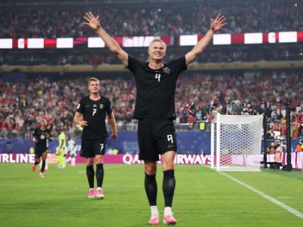 النرويج تفوز على السنغال وتتأهل إلى دور الـ 32 بكأس العالم النرويج تفوز على السنغال وتتأهل إلى دور الـ 32 بكأس العالم